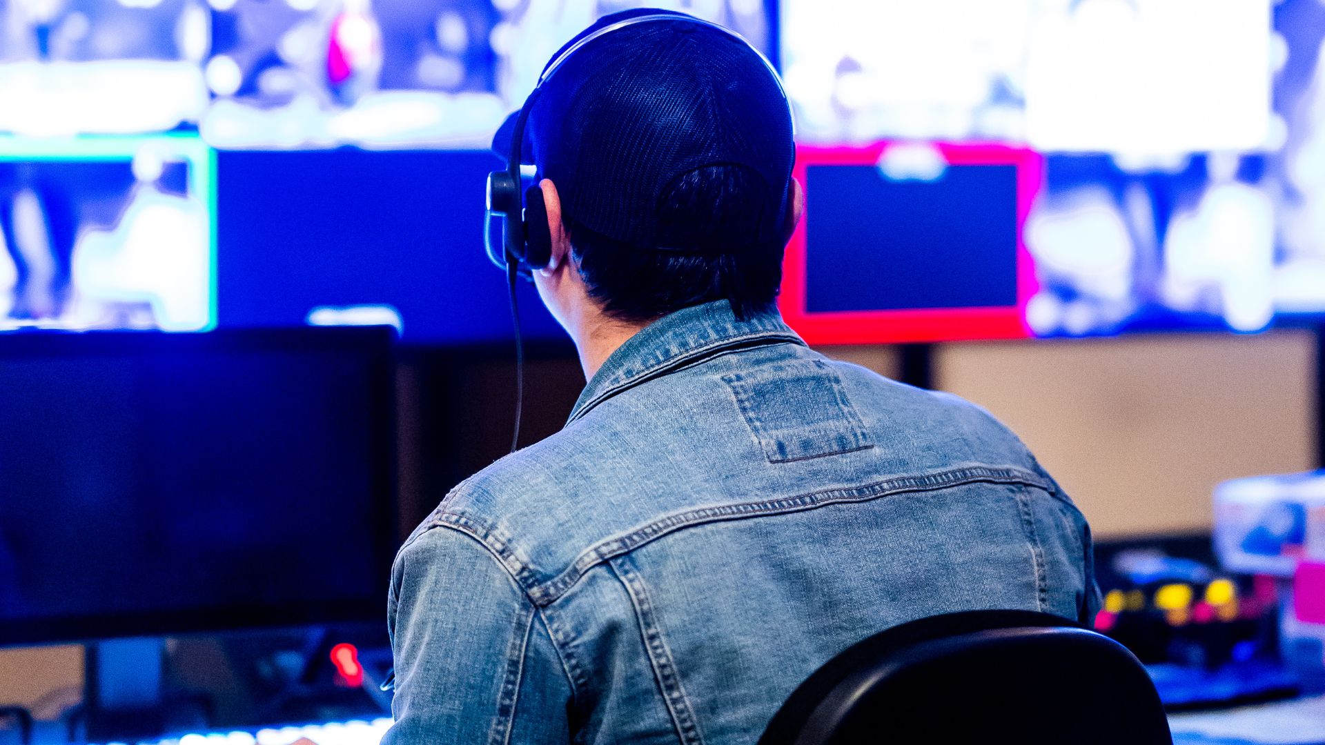 Live Streaming for Hybrid Corporate Events: A Practical Setup Guide
